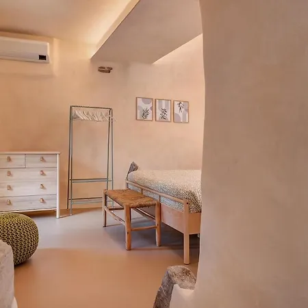 Apartment Lakeview Design With Patio E Ac Steps To Ferry